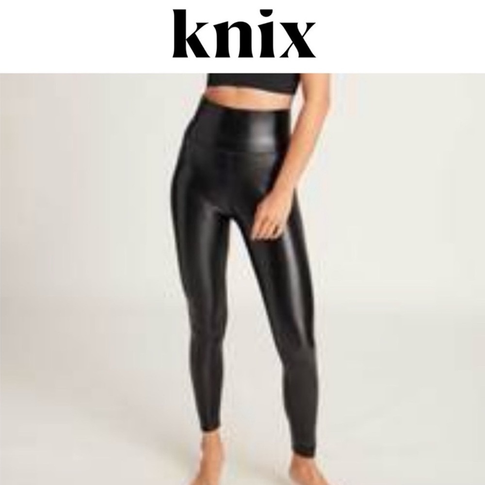 Knix X The Birds Papaya Faux Leather Stretch Leggings sz L Black Textured Lounge